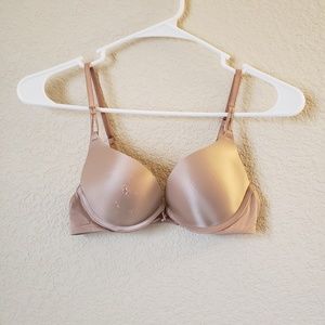 Victoria's Secret Nude Bombshell Push-Up Bra